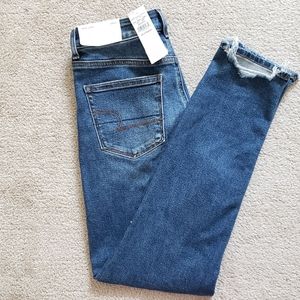 American Eagle High Waisted Stretch Mom Jeans